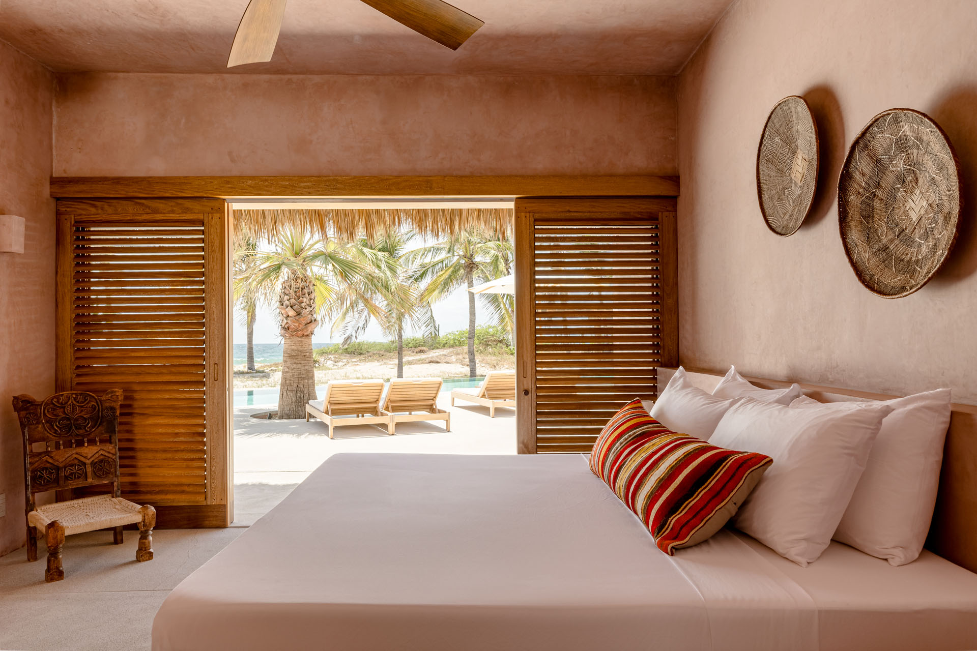 Beachfront King Suite at Casa Coco