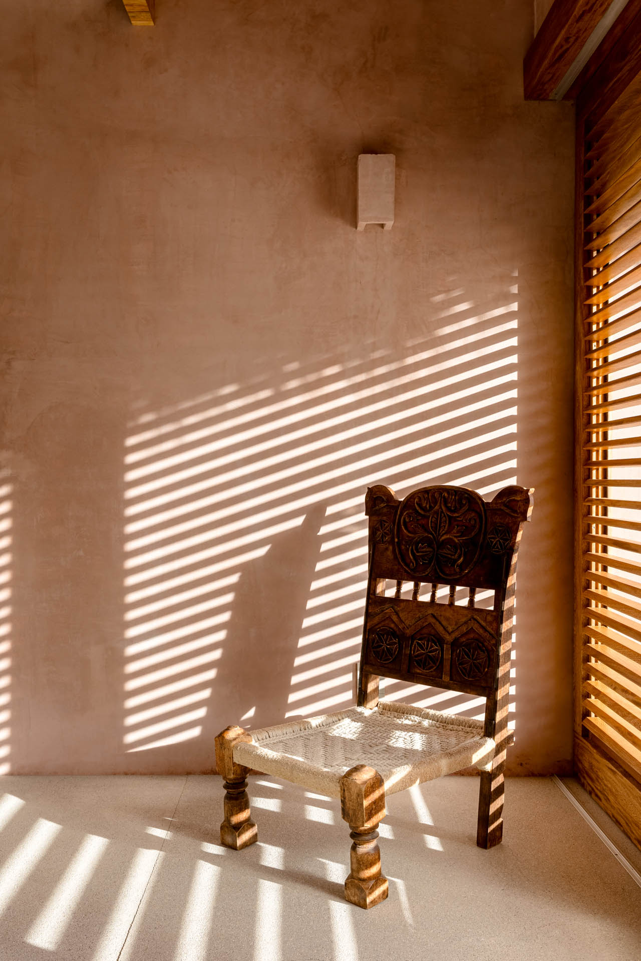 King Suite bed detail