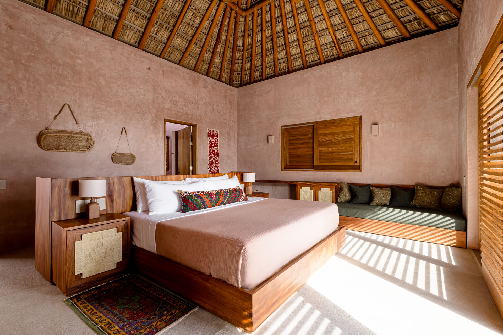 Beachfront Master Suite amenities